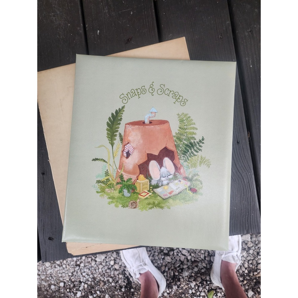 VINTAGE 1976 HALLMARK CHEDDAR & CO. Mouse SNAPS & SCRAPS SCRAPBOOK Albums New